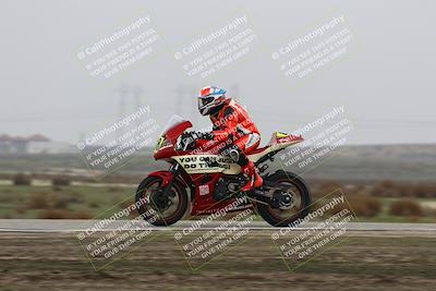 media/Nov-29-2025-TrackDaz (Sat) [[10ae2d9bce]]/B Group/Session 4 (Wheelie Bump)/